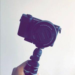 Sony a5100